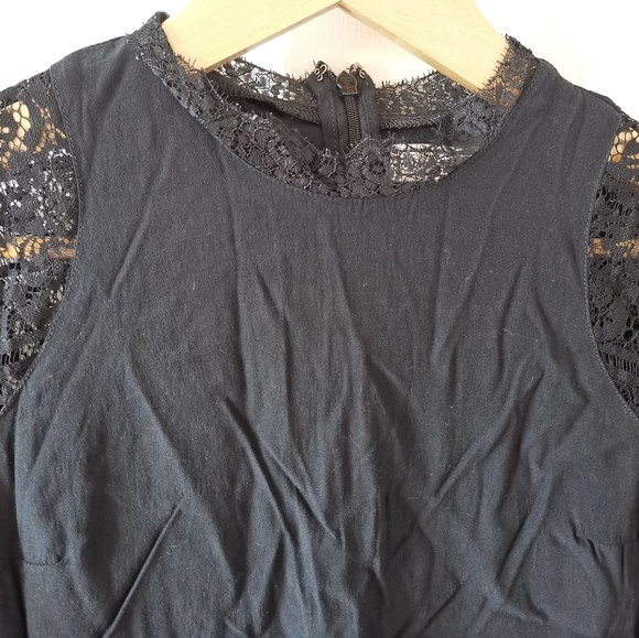 Abercrombie& Fitch Mini Skirt - Picture 2 of 4